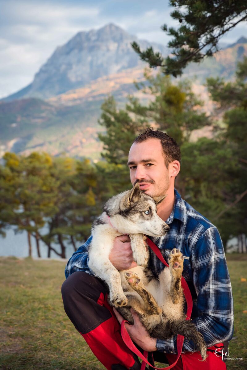shooting homme et son chien photographe hautes alpes